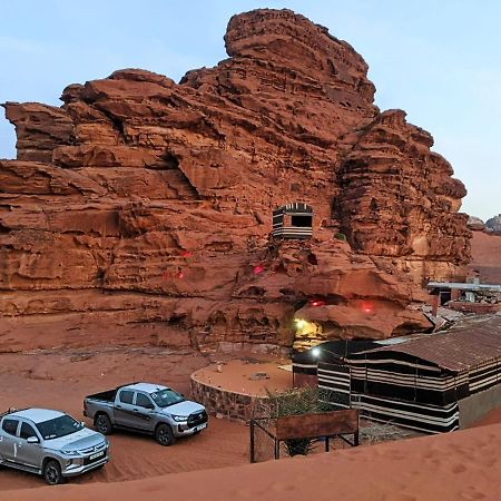Hotel Sunrise Camp Wadi Rum Esterno foto