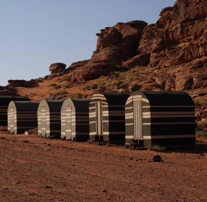 Hotel Sunrise Camp Wadi Rum Esterno foto