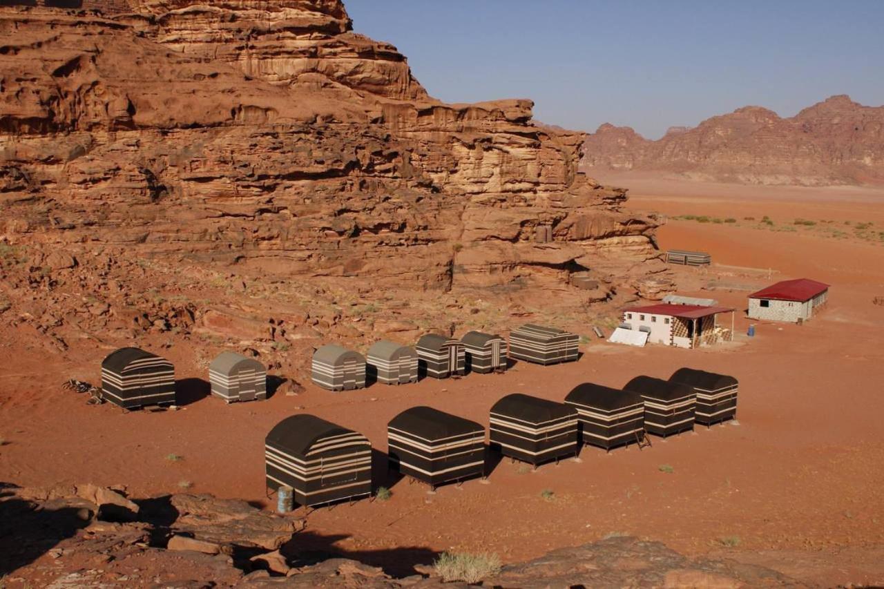 Hotel Sunrise Camp Wadi Rum Esterno foto