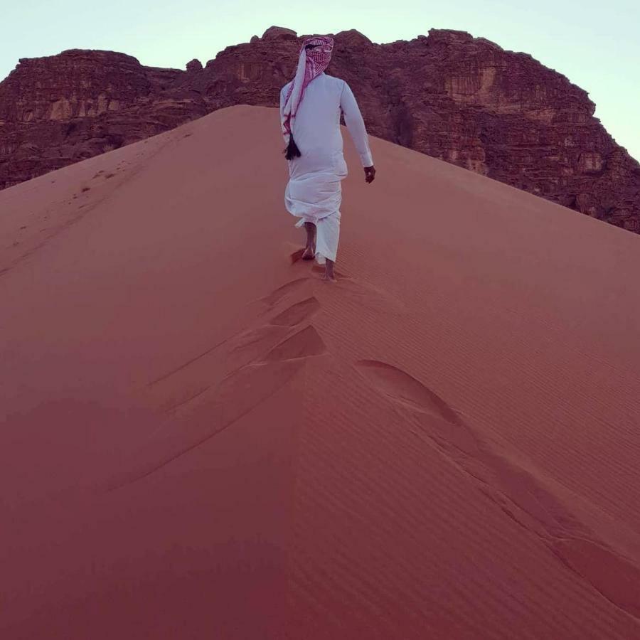 Hotel Sunrise Camp Wadi Rum Esterno foto