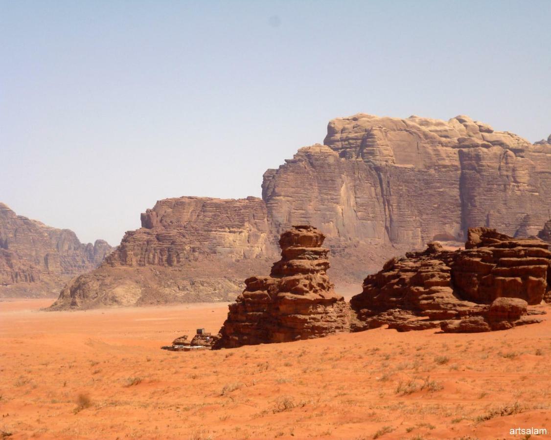 Hotel Sunrise Camp Wadi Rum Esterno foto