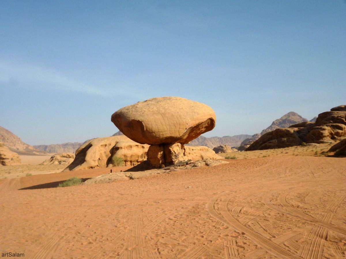 Hotel Sunrise Camp Wadi Rum Esterno foto